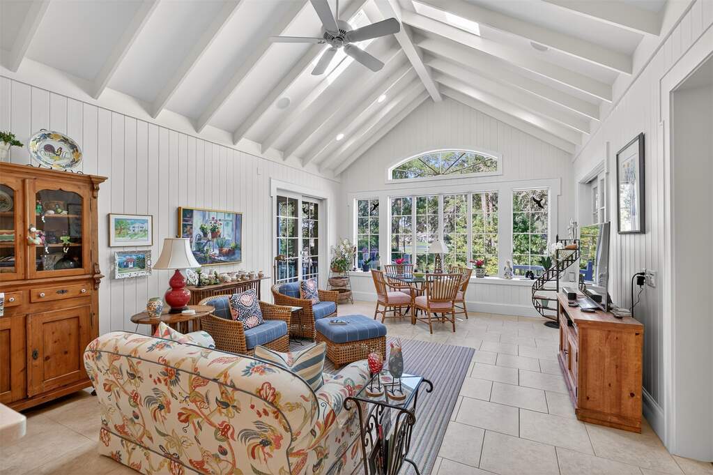 3 Bedroom Single Family Home/House's Image 16