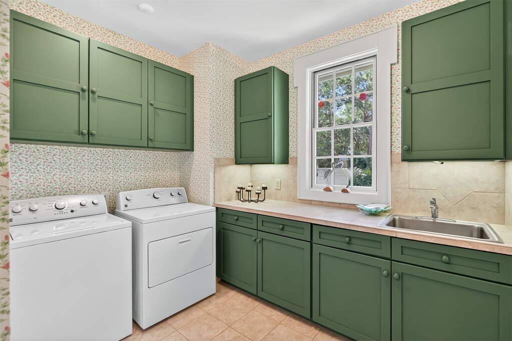 3 Bedroom Single Family Home/House's Image 31