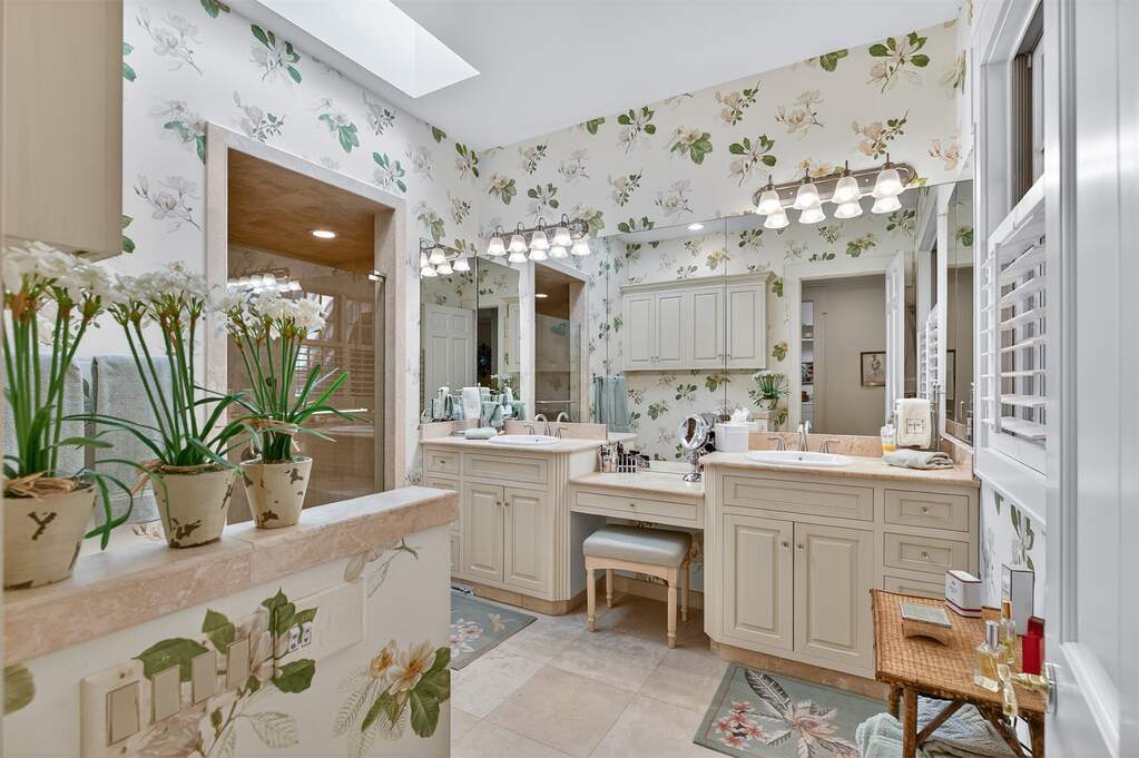 3 Bedroom Single Family Home/House's Image 34