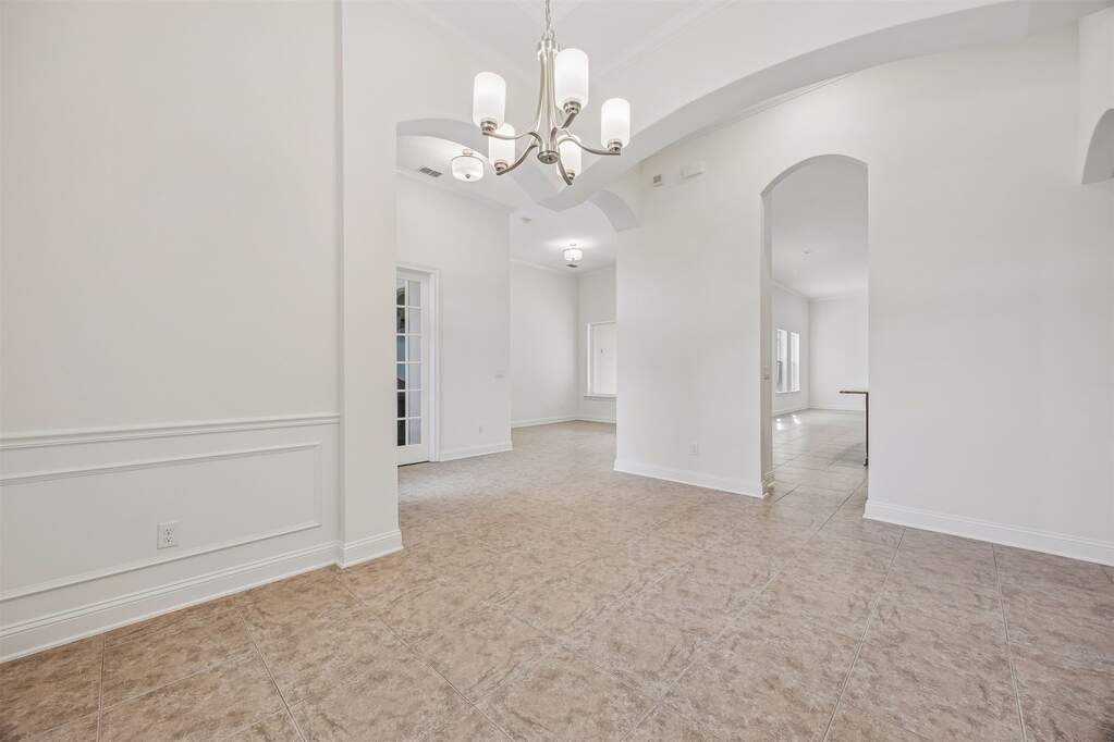 4 Bedroom Single Family Home/House's Image 13
