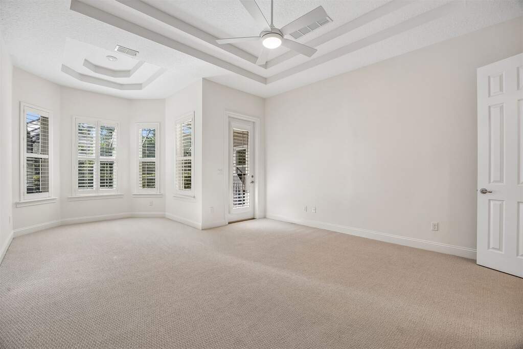 4 Bedroom Single Family Home/House's Image 15