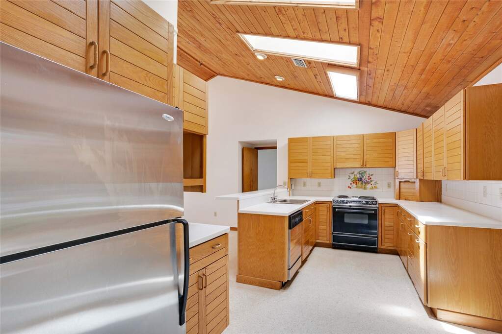 3 Bedroom Single Family Home/House's Image 10