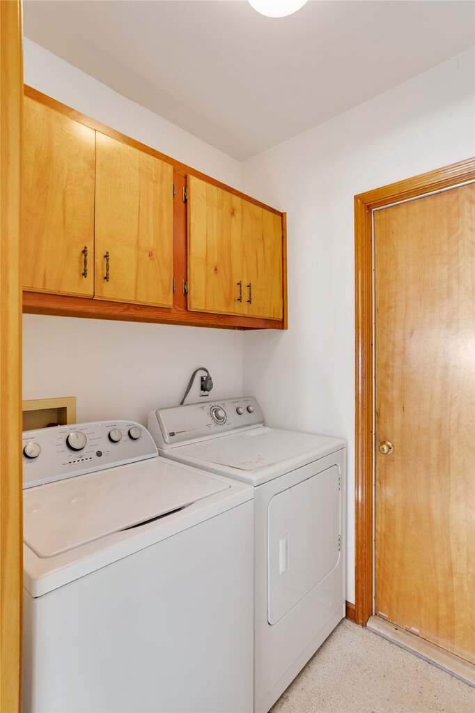 3 Bedroom Single Family Home/House's Image 32