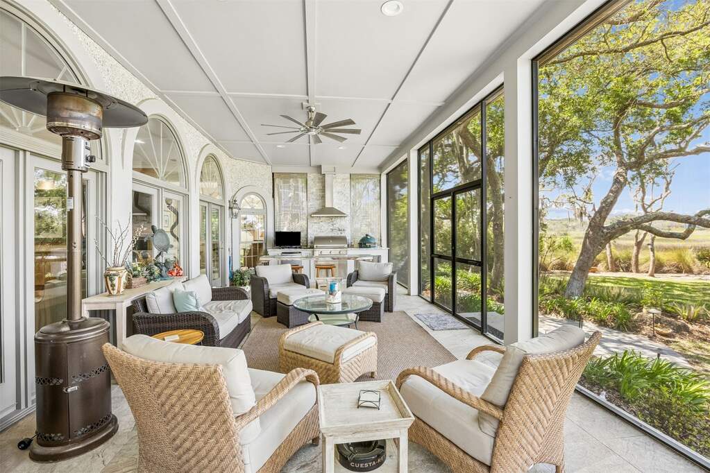 3 Bedroom Single Family Home/House's Image 44