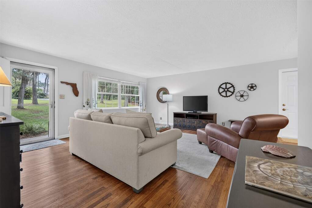 3 Bedroom Single Family Home/House's Image 10