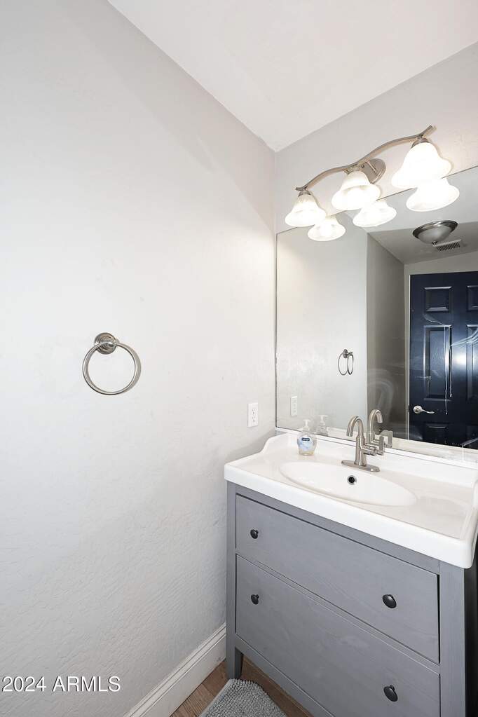 4 Bedroom Single Family Home/House's Image 18