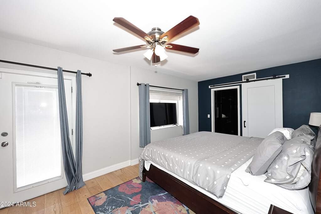 4 Bedroom Single Family Home/House's Image 25