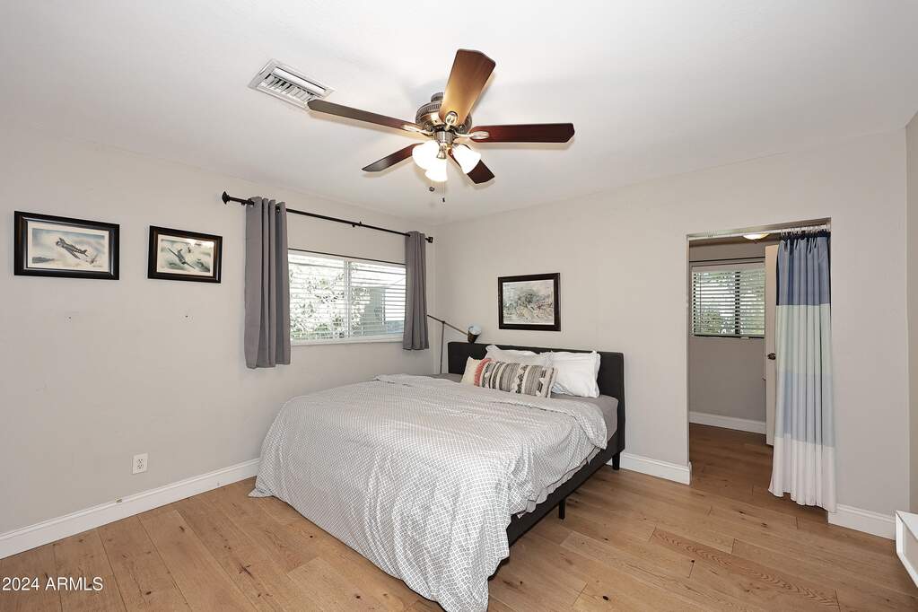 4 Bedroom Single Family Home/House's Image 27