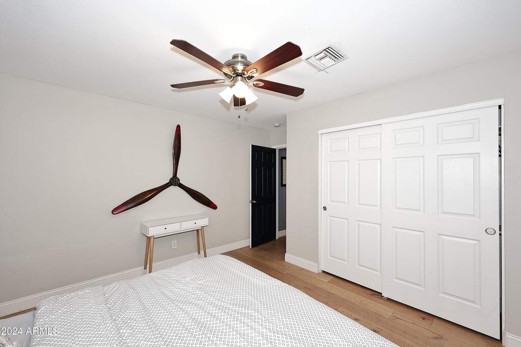 4 Bedroom Single Family Home/House's Image 28