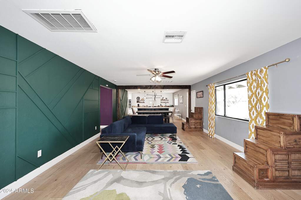 4 Bedroom Single Family Home/House's Image 6