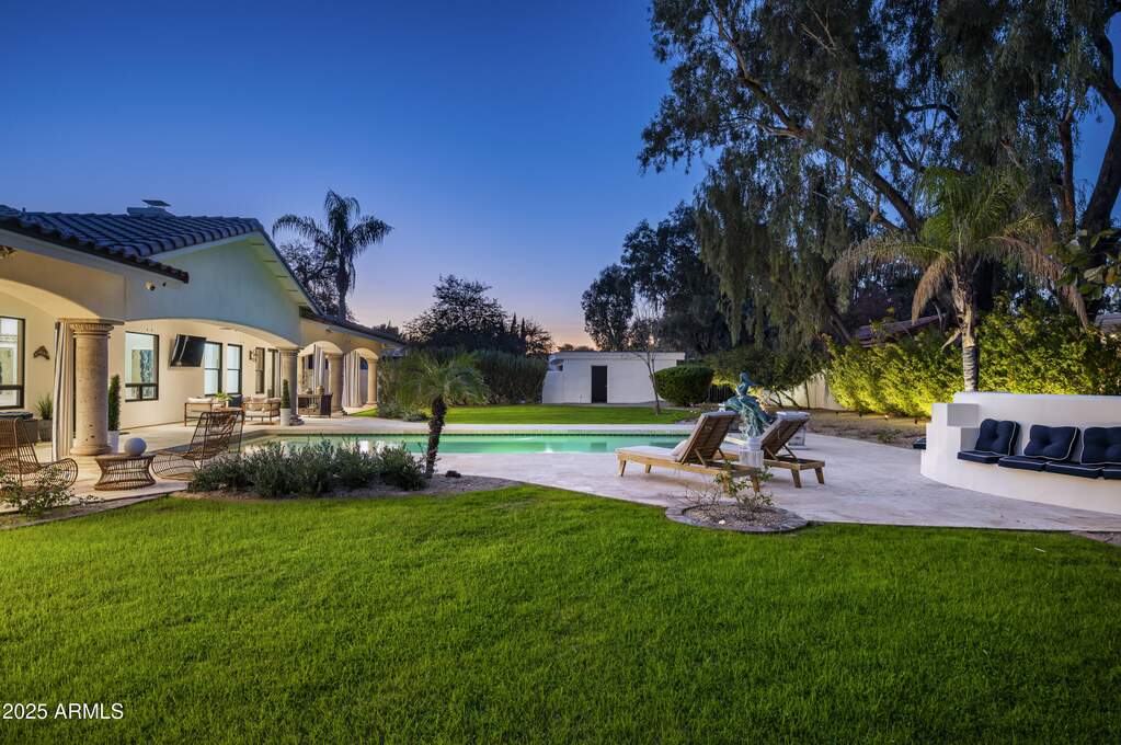 5 Bedroom Single Family Home/House's Image 41