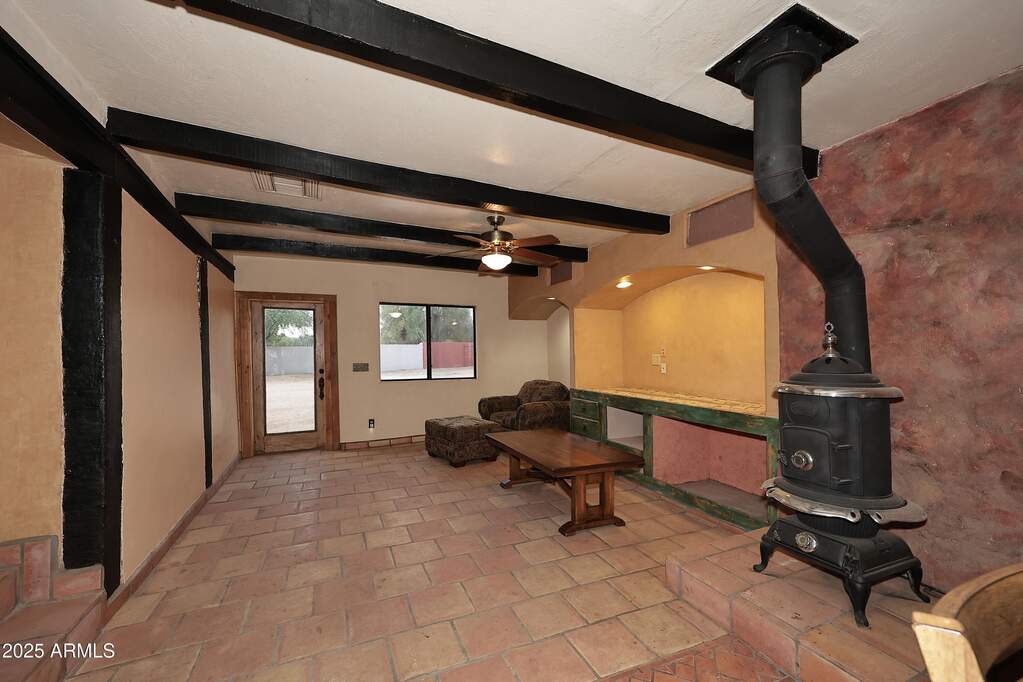 5 Bedroom Single Family Home/House's Image 13