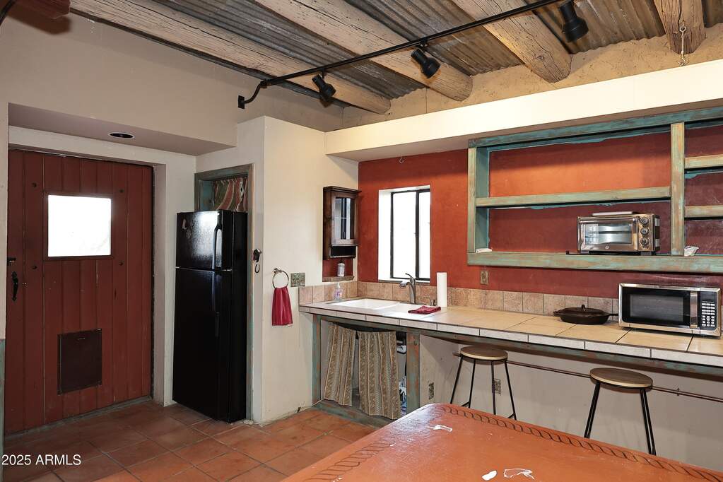 5 Bedroom Single Family Home/House's Image 27