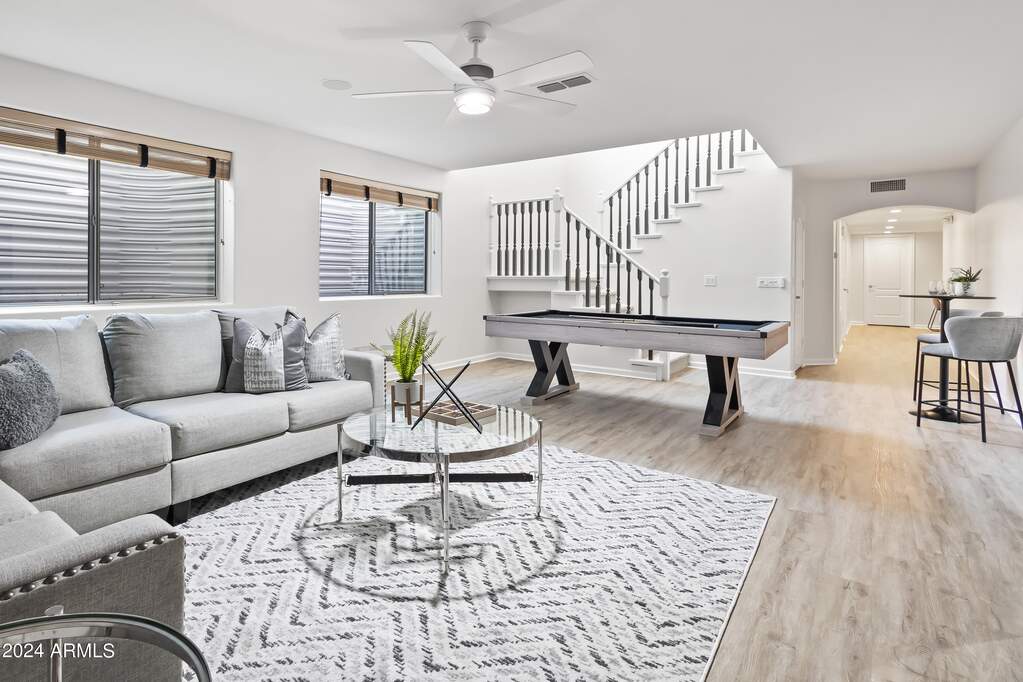 5 Bedroom Single Family Home/House's Image 21