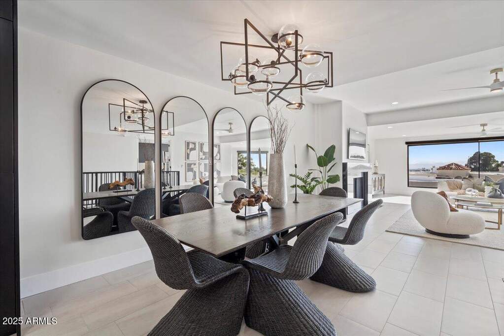 4 Bedroom Villa/Townhouse's Image 9