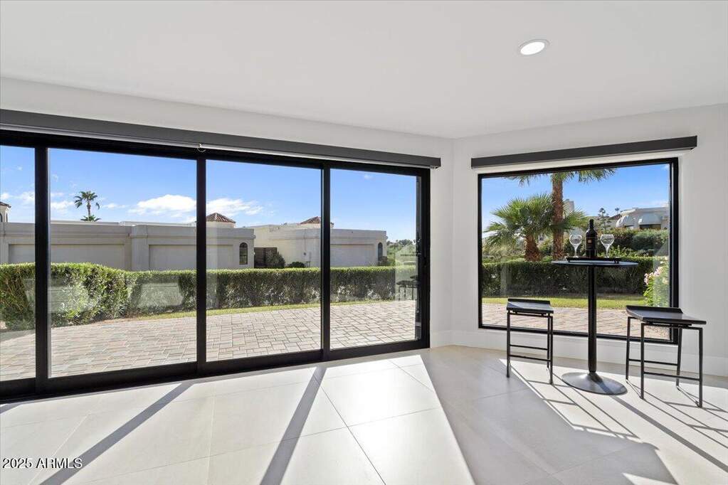 4 Bedroom Villa/Townhouse's Image 40