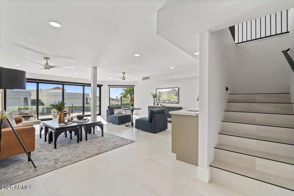 4 Bedroom Villa/Townhouse's Image 41