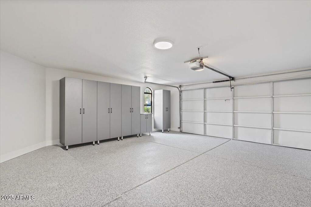 4 Bedroom Villa/Townhouse's Image 42