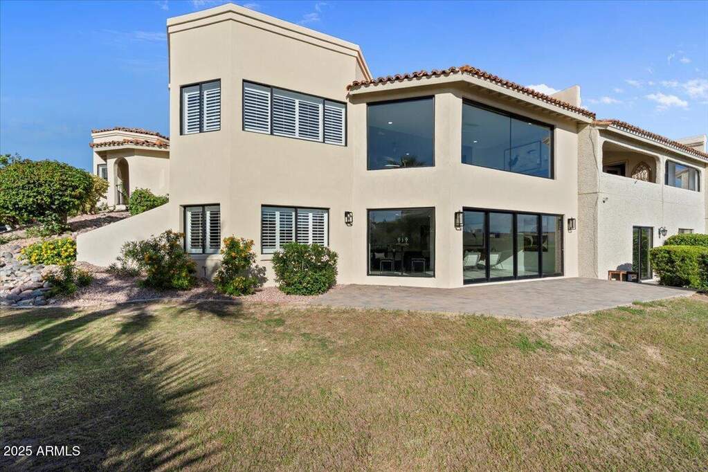 4 Bedroom Villa/Townhouse's Image 43