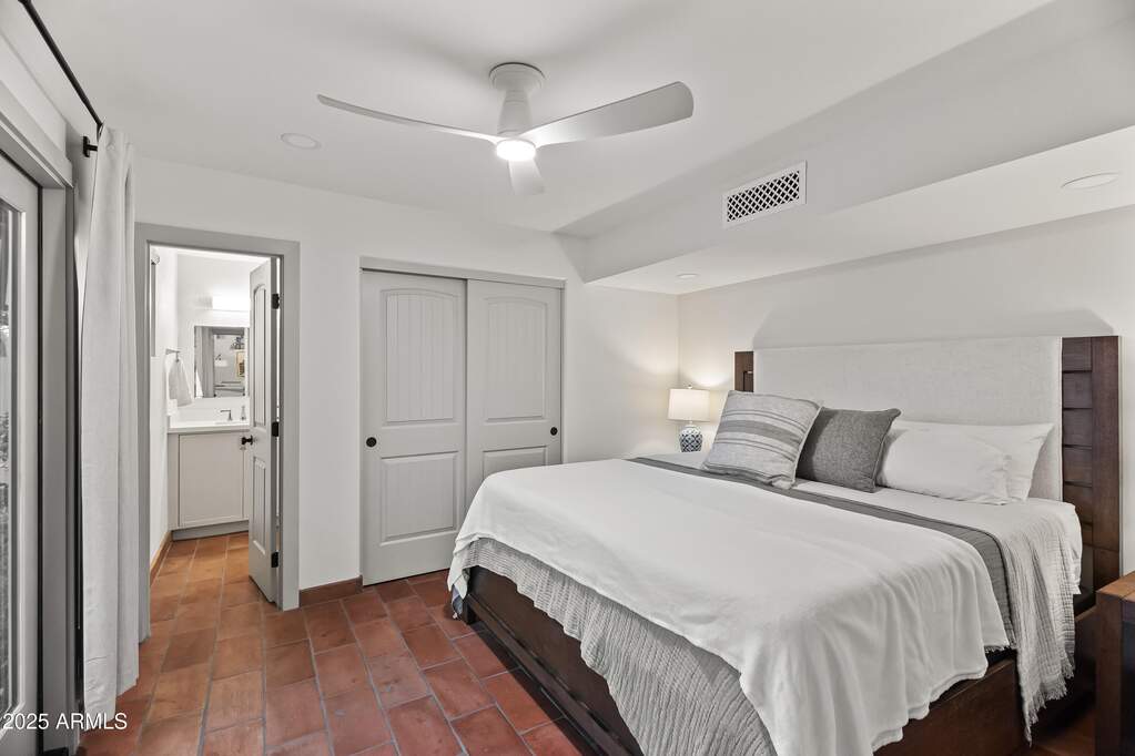 5 Bedroom Single Family Home/House's Image 26