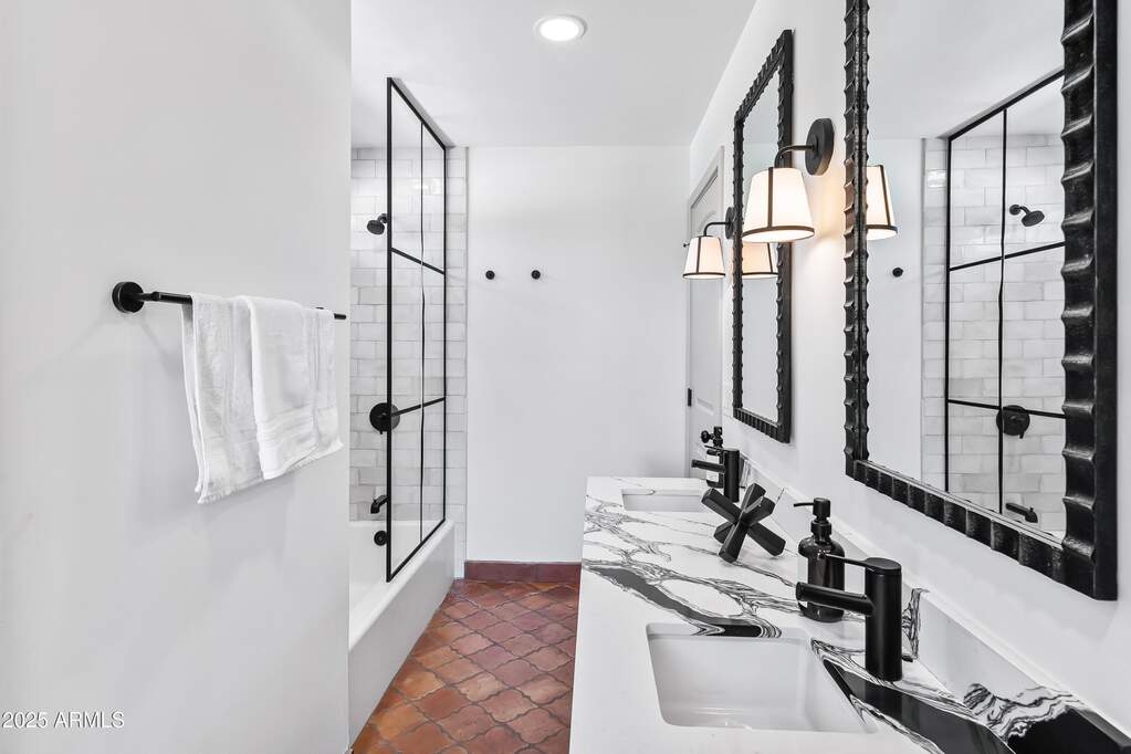 5 Bedroom Single Family Home/House's Image 30