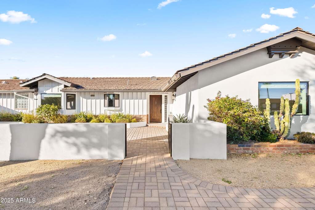 4142 E Stanford Drive, Phoenix, AZ 85018 with ID ARMLS6944179