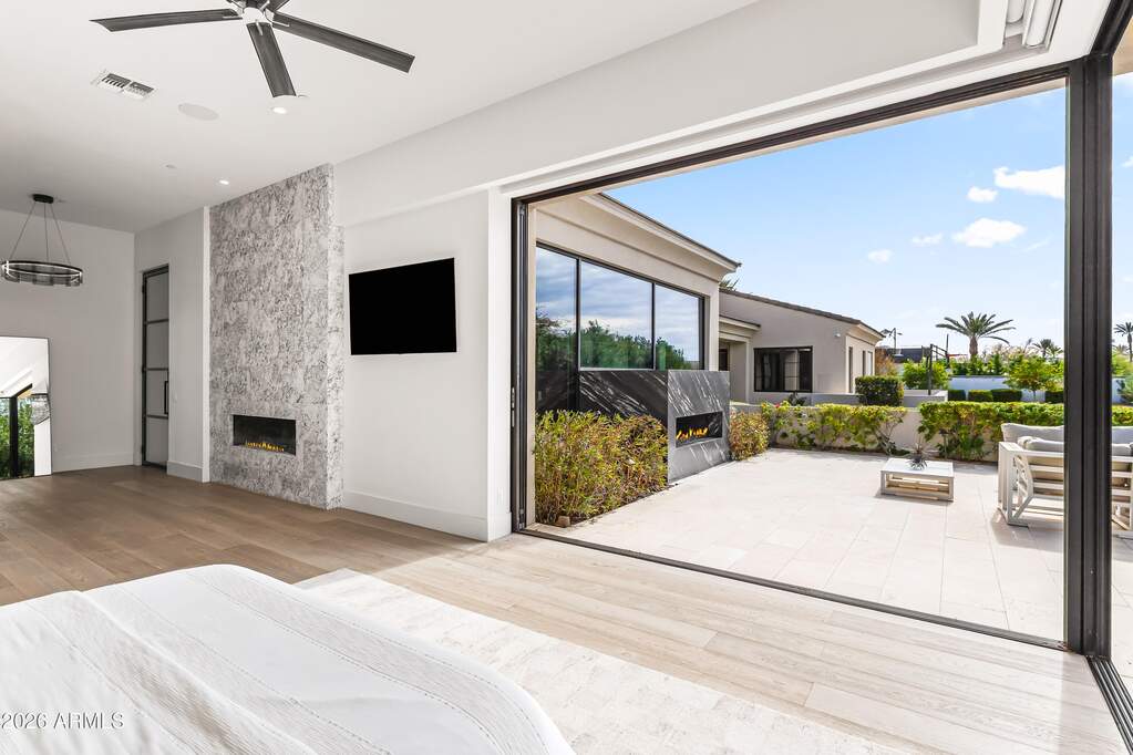 5 Bedroom Single Family Home/House's Image 21