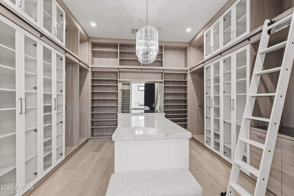 5 Bedroom Single Family Home/House's Image 26