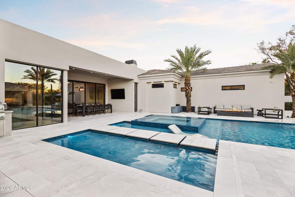 5 Bedroom Single Family Home/House's Image 55