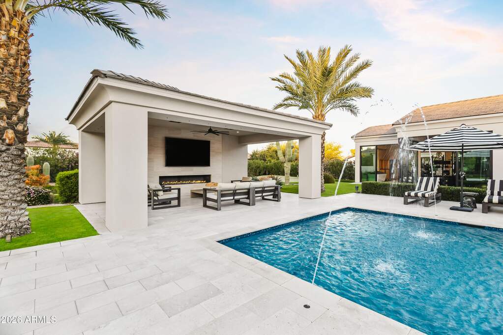 5 Bedroom Single Family Home/House's Image 56