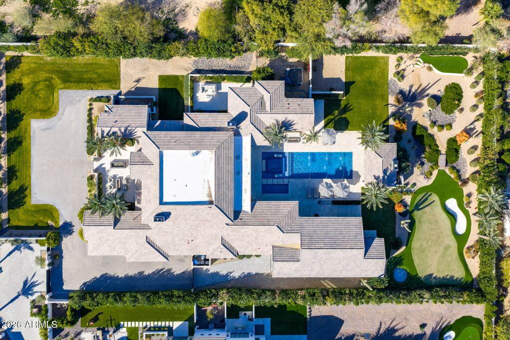 5 Bedroom Single Family Home/House's Image 64