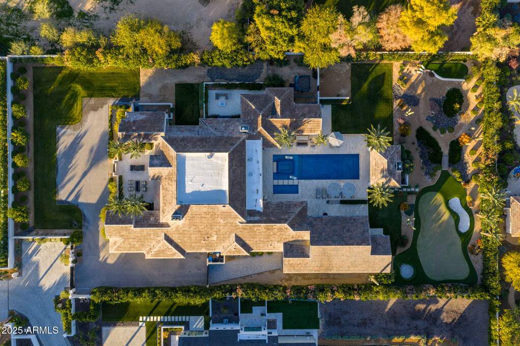 5 Bedroom Single Family Home/House's Image 73