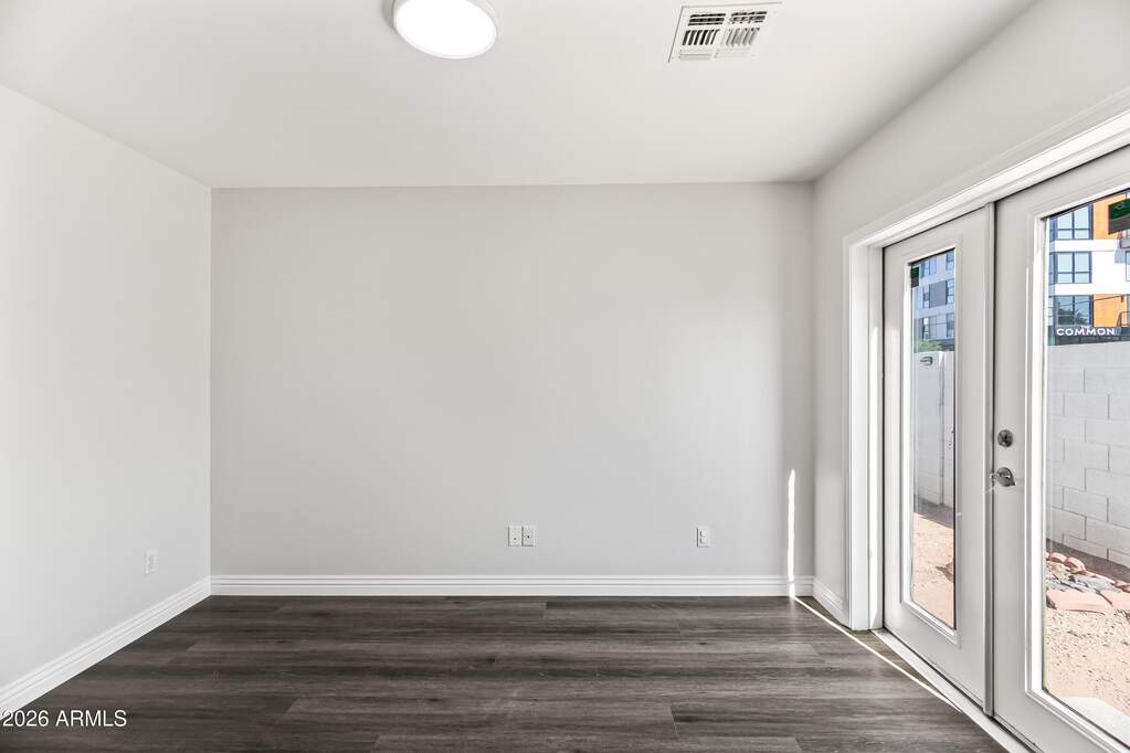 4 Bedroom Single Family Home/House's Image 18