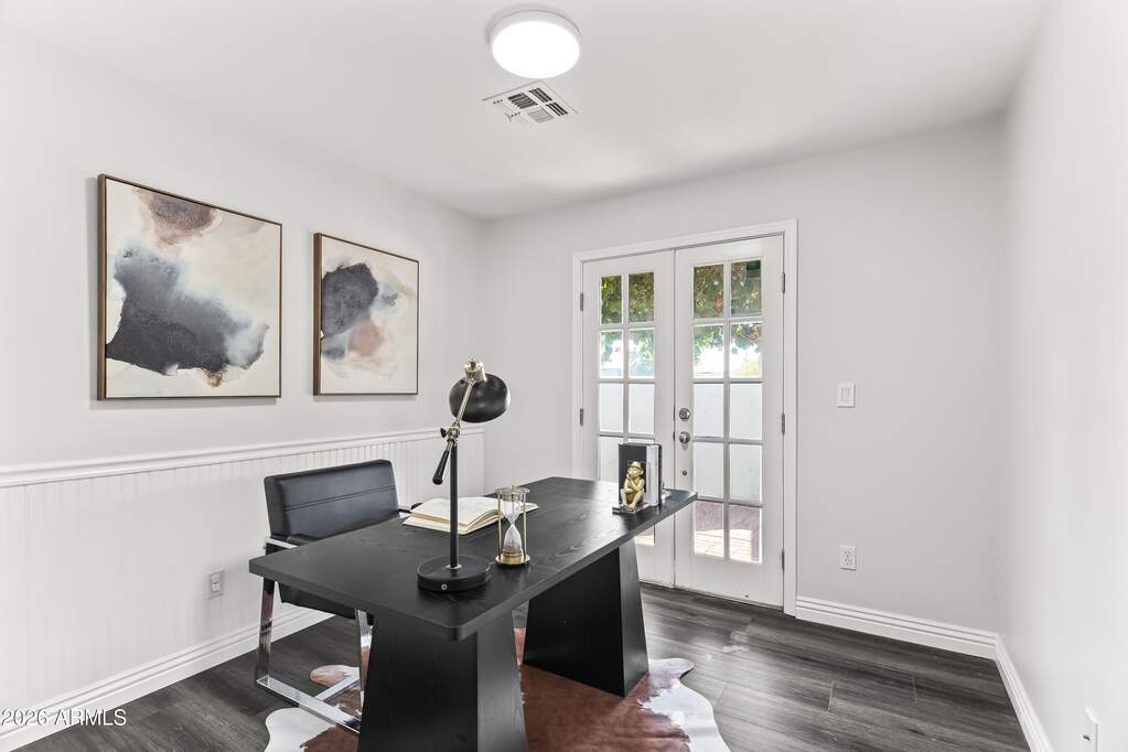 4 Bedroom Single Family Home/House's Image 27