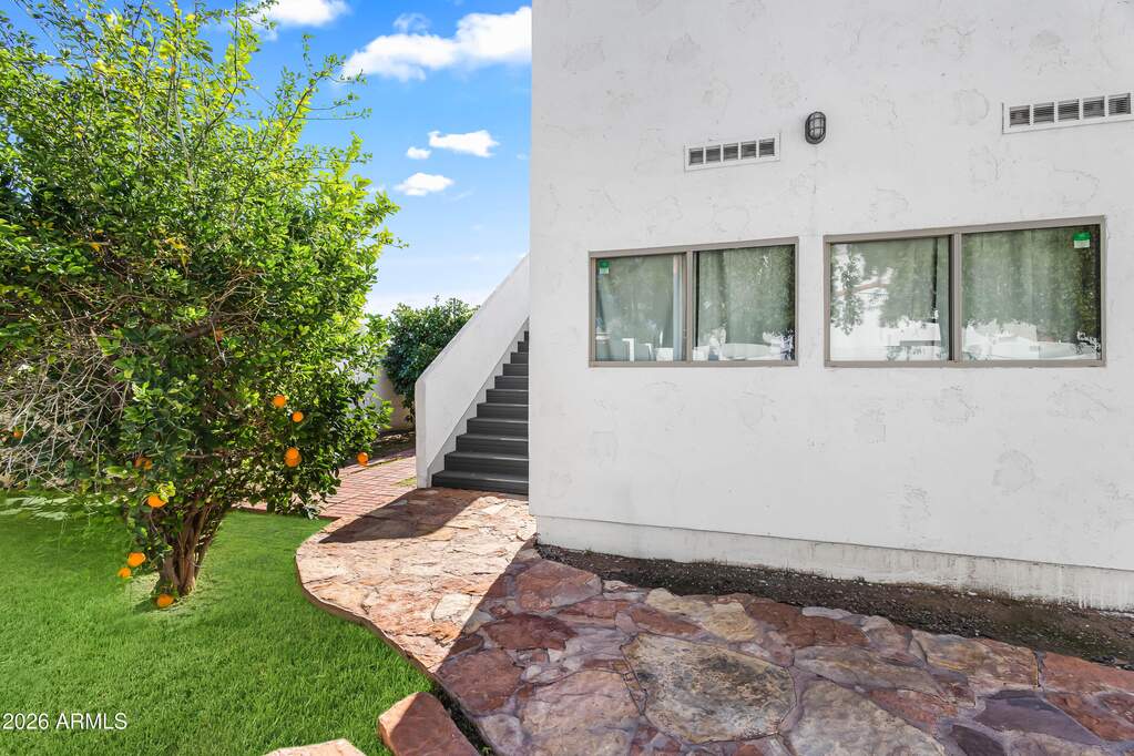 4 Bedroom Single Family Home/House's Image 32