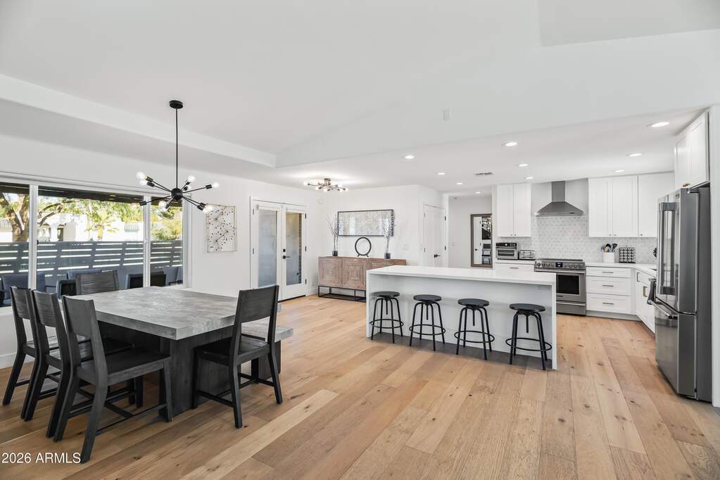 4 Bedroom Single Family Home/House's Image 9