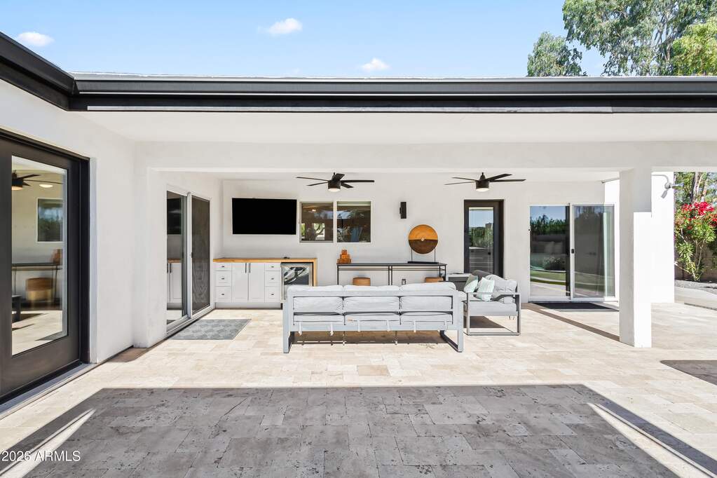 4 Bedroom Single Family Home/House's Image 29
