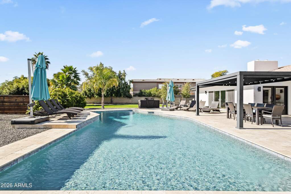 4 Bedroom Single Family Home/House's Image 34