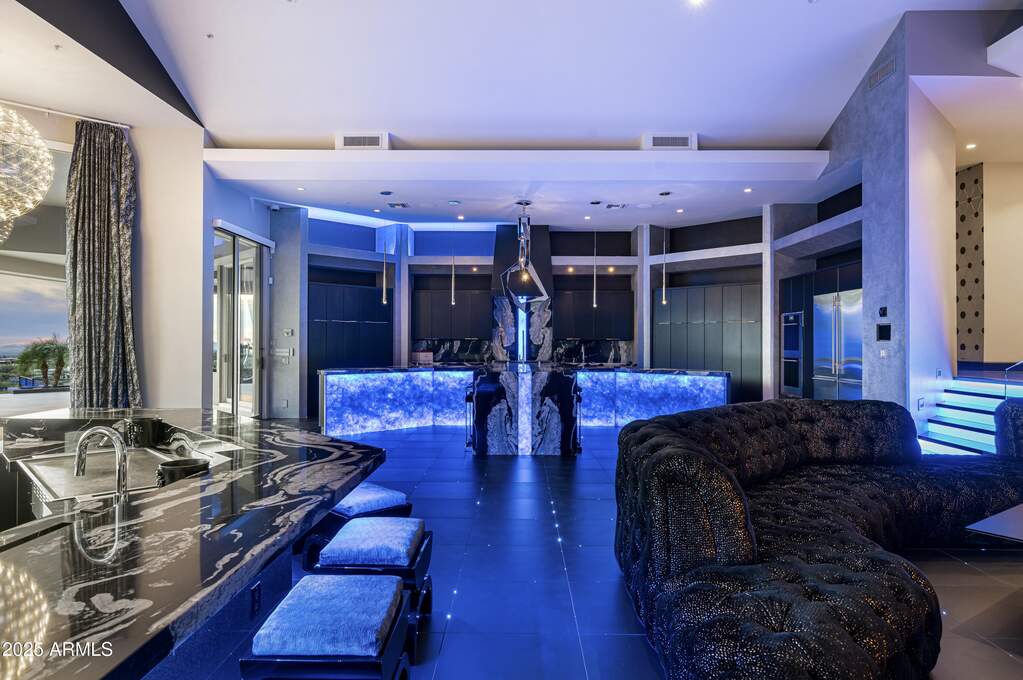 4 Bedroom Single Family Home/House's Image 14