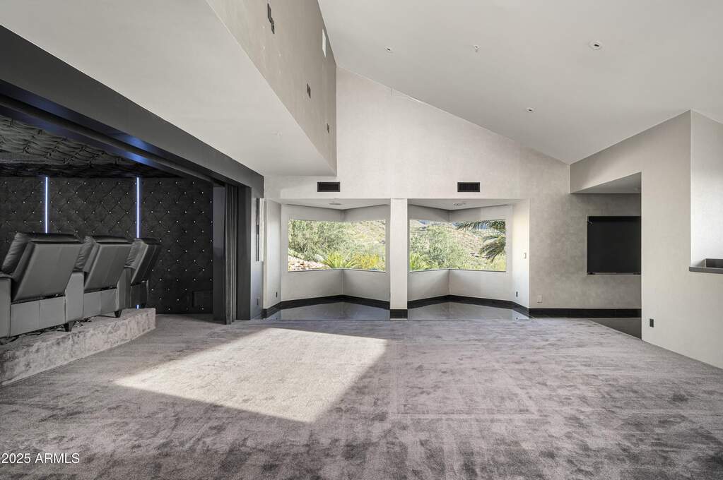 4 Bedroom Single Family Home/House's Image 35
