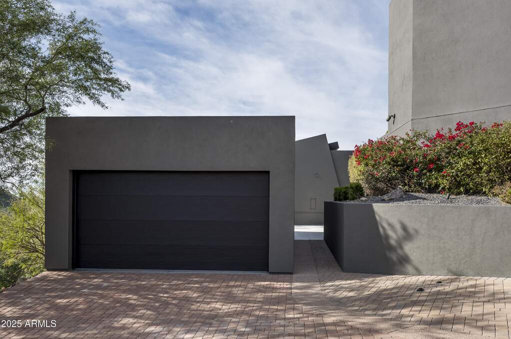 4 Bedroom Single Family Home/House's Image 49