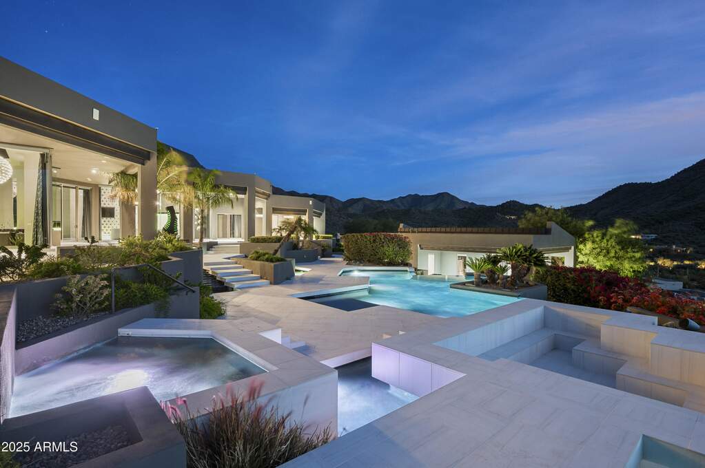 4 Bedroom Single Family Home/House's Image 60