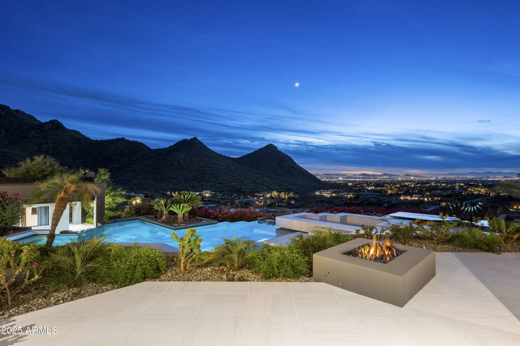 4 Bedroom Single Family Home/House's Image 62