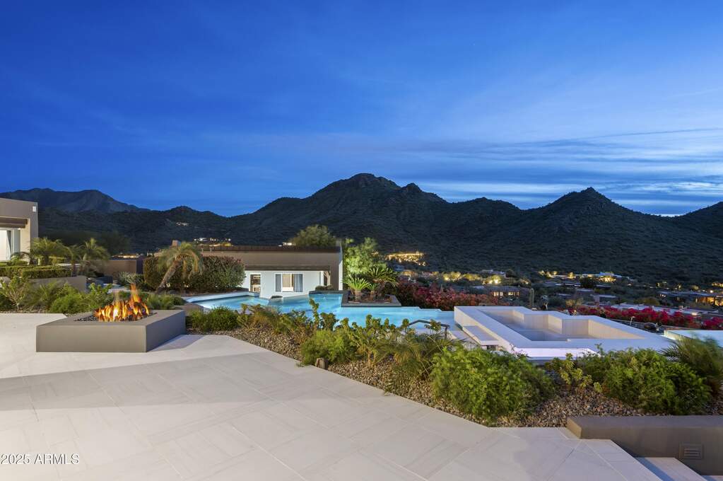 4 Bedroom Single Family Home/House's Image 63