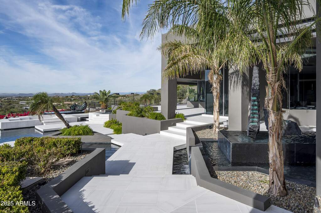 4 Bedroom Single Family Home/House's Image 68