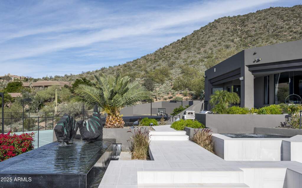 4 Bedroom Single Family Home/House's Image 74