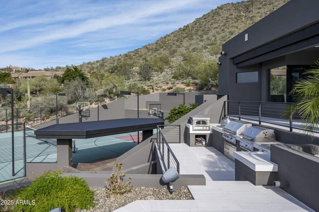 4 Bedroom Single Family Home/House's Image 75