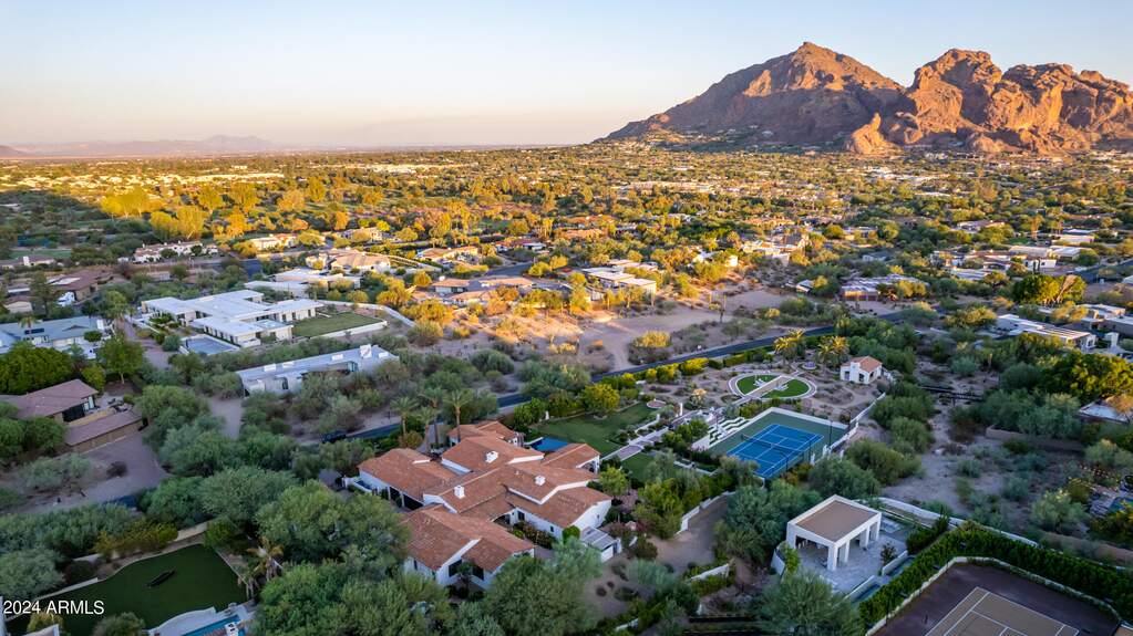 6742 N 48th Street, Paradise Valley, AZ 85253 with ID ARMLS6964618