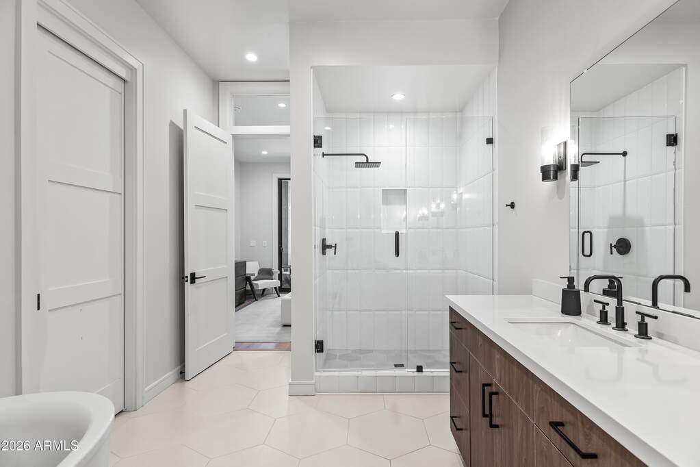 3 Bedroom Villa/Townhouse's Image 7
