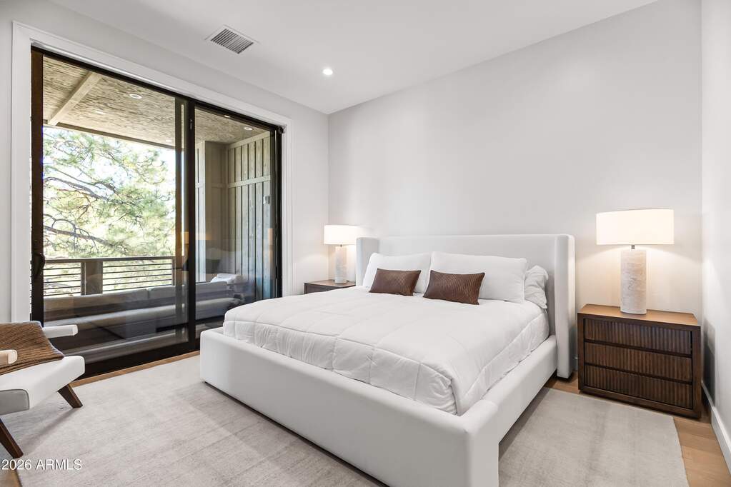 3 Bedroom Villa/Townhouse's Image 5